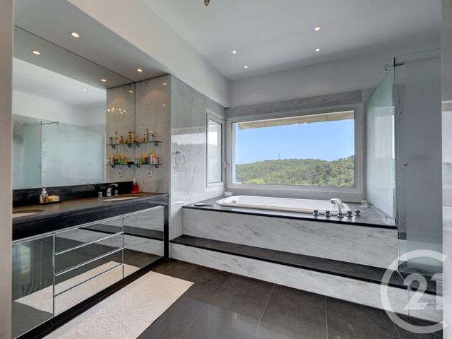 maison à vendre - 15 pièces - 518.8 m2 - VALBONNE - 06 - PROVENCE-ALPES-COTE-D-AZUR - Century 21 Visa Immobilier