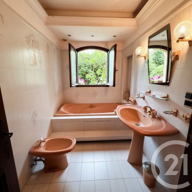 maison à vendre - 7 pièces - 220.0 m2 - VALBONNE - 06 - PROVENCE-ALPES-COTE-D-AZUR - Century 21 Visa Immobilier