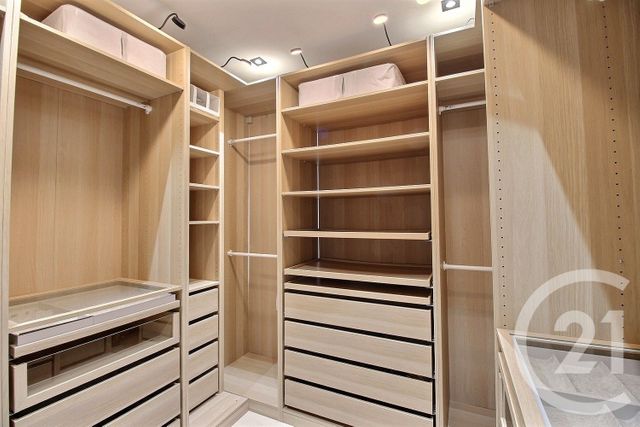 maison à vendre - 5 pièces - 141.31 m2 - CHATEAUNEUF GRASSE - 06 - PROVENCE-ALPES-COTE-D-AZUR - Century 21 Visa Immobilier