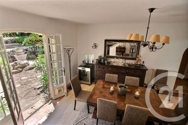 maison à vendre - 8 pièces - 196.05 m2 - VALBONNE - 06 - PROVENCE-ALPES-COTE-D-AZUR - Century 21 Visa Immobilier
