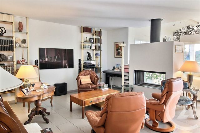 maison à vendre - 7 pièces - 203.65 m2 - VALBONNE - 06 - PROVENCE-ALPES-COTE-D-AZUR - Century 21 Visa Immobilier