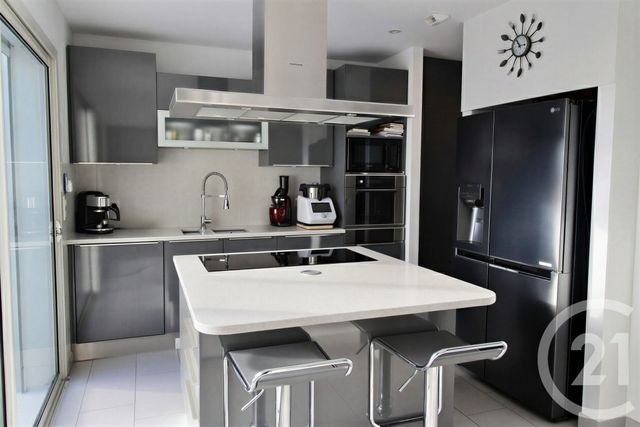 maison à vendre - 7 pièces - 203.65 m2 - VALBONNE - 06 - PROVENCE-ALPES-COTE-D-AZUR - Century 21 Visa Immobilier