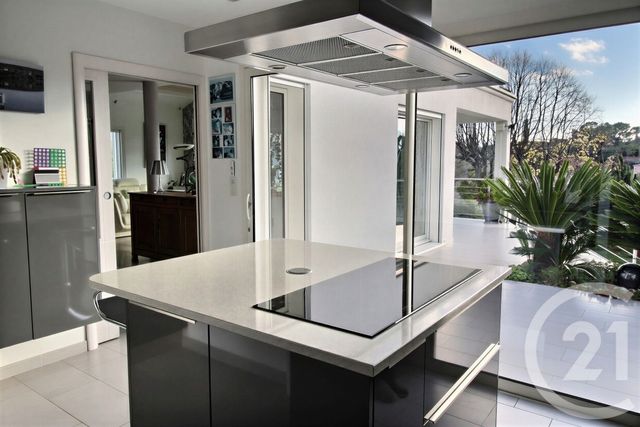 maison à vendre - 7 pièces - 203.65 m2 - VALBONNE - 06 - PROVENCE-ALPES-COTE-D-AZUR - Century 21 Visa Immobilier