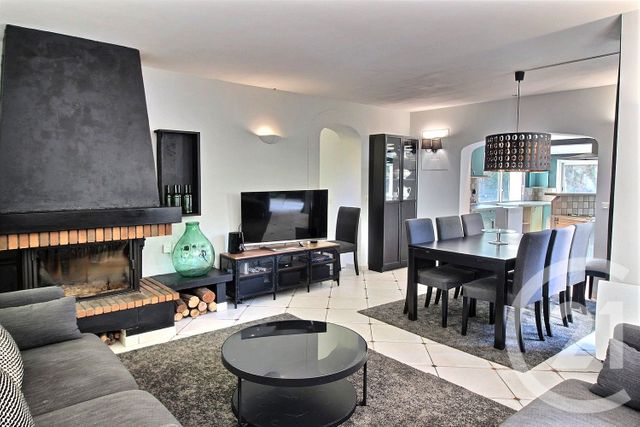 maison à vendre - 5 pièces - 143.0 m2 - CHATEAUNEUF GRASSE - 06 - PROVENCE-ALPES-COTE-D-AZUR - Century 21 Visa Immobilier