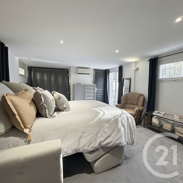 maison à vendre - 5 pièces - 143.0 m2 - CHATEAUNEUF GRASSE - 06 - PROVENCE-ALPES-COTE-D-AZUR - Century 21 Visa Immobilier