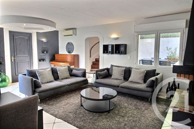 maison à vendre - 5 pièces - 143.0 m2 - CHATEAUNEUF GRASSE - 06 - PROVENCE-ALPES-COTE-D-AZUR - Century 21 Visa Immobilier