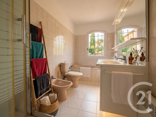 maison à vendre - 6 pièces - 162.89 m2 - VALBONNE - 06 - PROVENCE-ALPES-COTE-D-AZUR - Century 21 Visa Immobilier