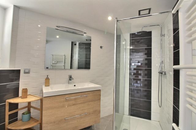 maison à vendre - 7 pièces - 227.0 m2 - VALBONNE - 06 - PROVENCE-ALPES-COTE-D-AZUR - Century 21 Visa Immobilier