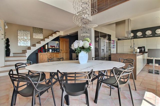 maison à vendre - 7 pièces - 227.0 m2 - VALBONNE - 06 - PROVENCE-ALPES-COTE-D-AZUR - Century 21 Visa Immobilier