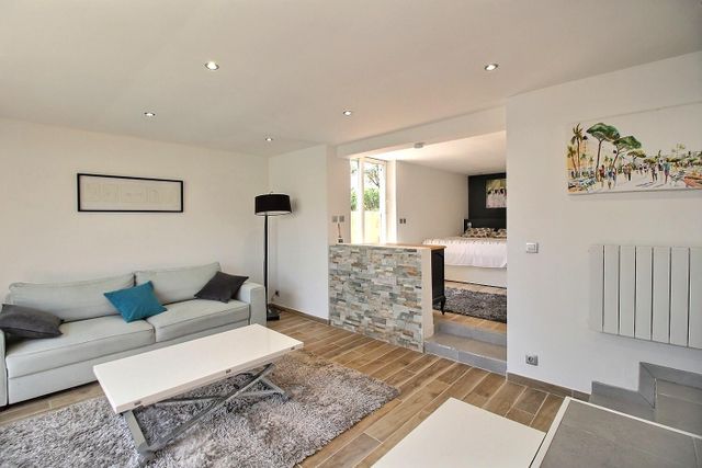 maison à vendre - 7 pièces - 227.0 m2 - VALBONNE - 06 - PROVENCE-ALPES-COTE-D-AZUR - Century 21 Visa Immobilier