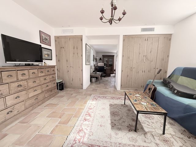 maison à vendre - 6 pièces - 200.0 m2 - CHATEAUNEUF GRASSE - 06 - PROVENCE-ALPES-COTE-D-AZUR - Century 21 Visa Immobilier