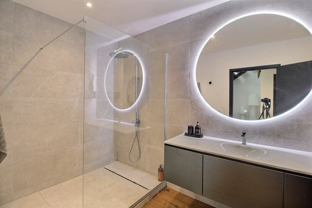 maison à vendre - 7 pièces - 293.28 m2 - VALBONNE - 06 - PROVENCE-ALPES-COTE-D-AZUR - Century 21 Visa Immobilier